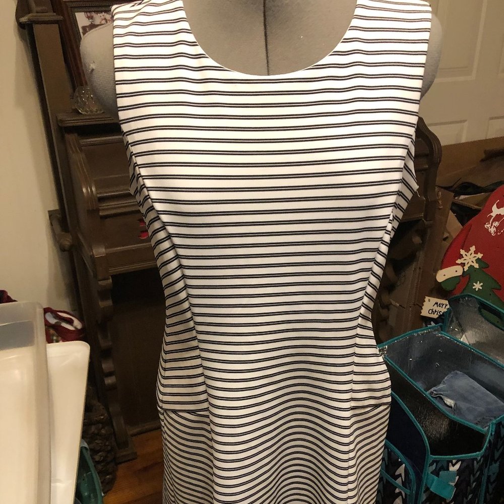 White house, black Market 'Black and White Stripped Dress, Size 6